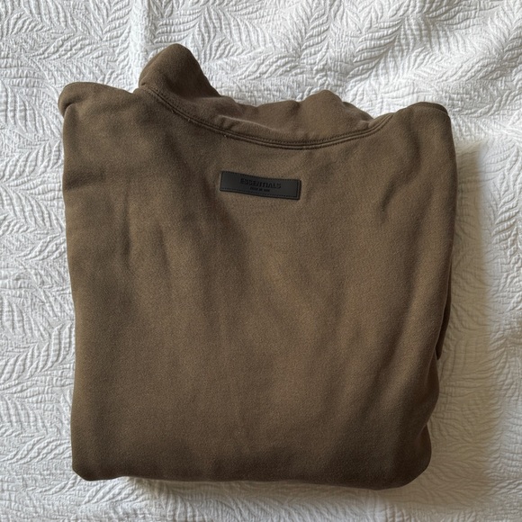 Essentials FOG Brown Sweatshirt - Picture 2 of 3